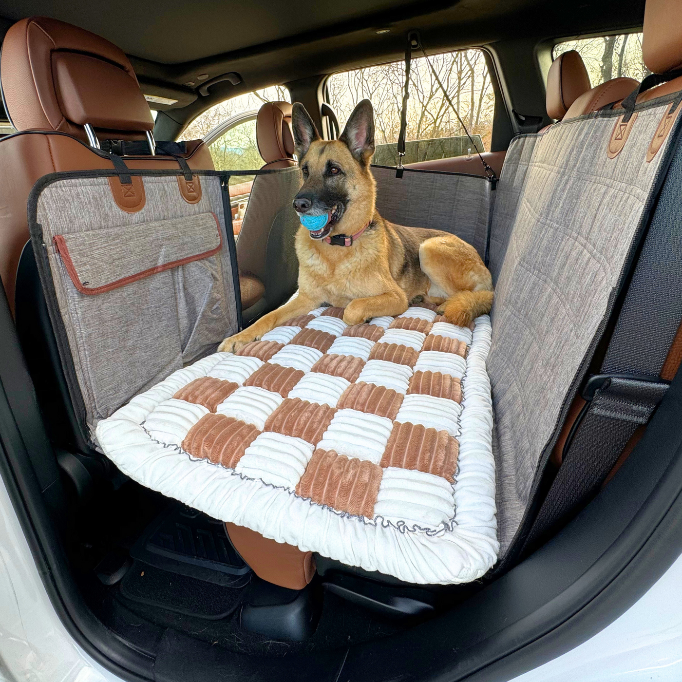 Global Inn™ Deluxe Dog Bed - For The Backseat Extender